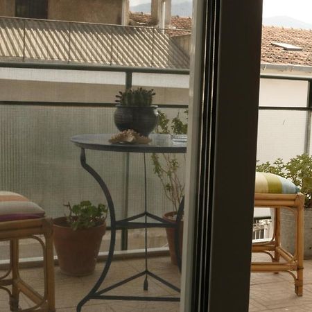B2 - The Cozy One Apartment Aigio Exterior photo