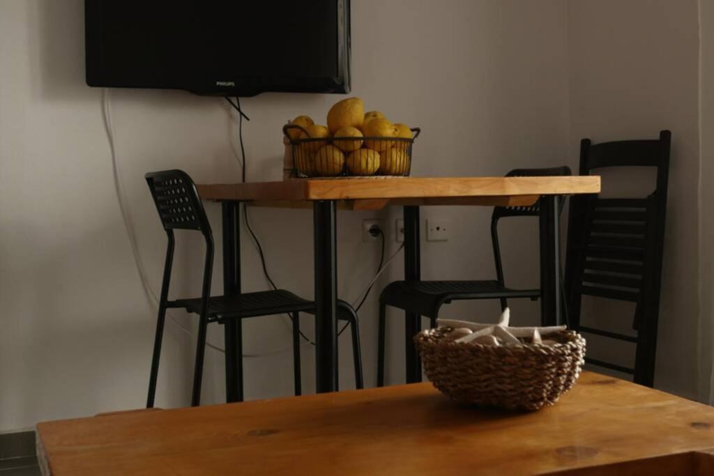 B2 - The Cozy One Apartment Aigio Exterior photo