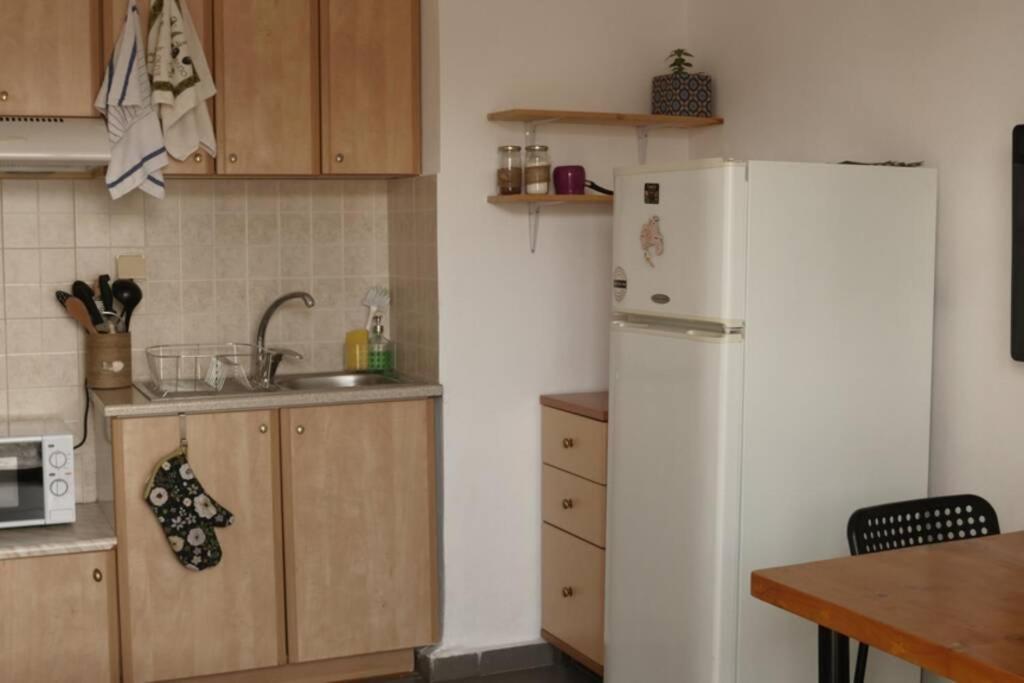 B2 - The Cozy One Apartment Aigio Exterior photo