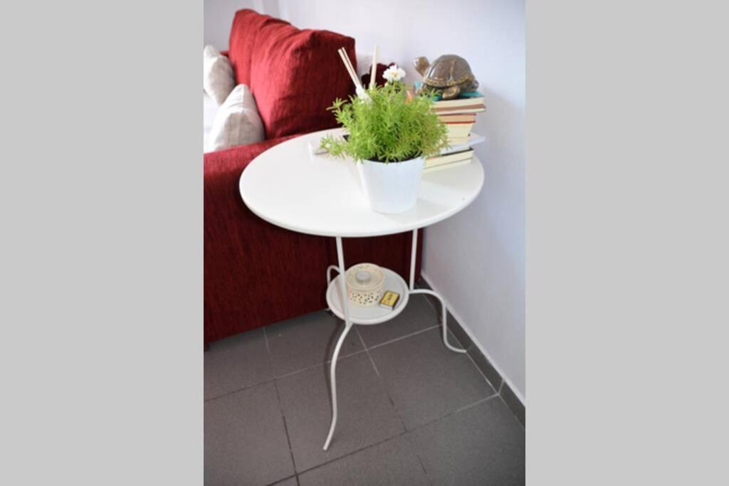B2 - The Cozy One Apartment Aigio Exterior photo