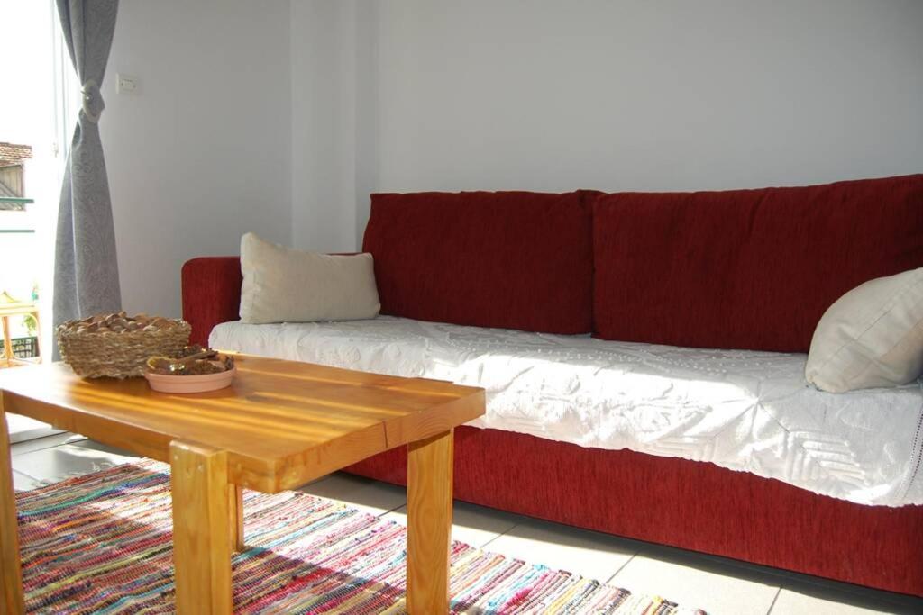 B2 - The Cozy One Apartment Aigio Exterior photo